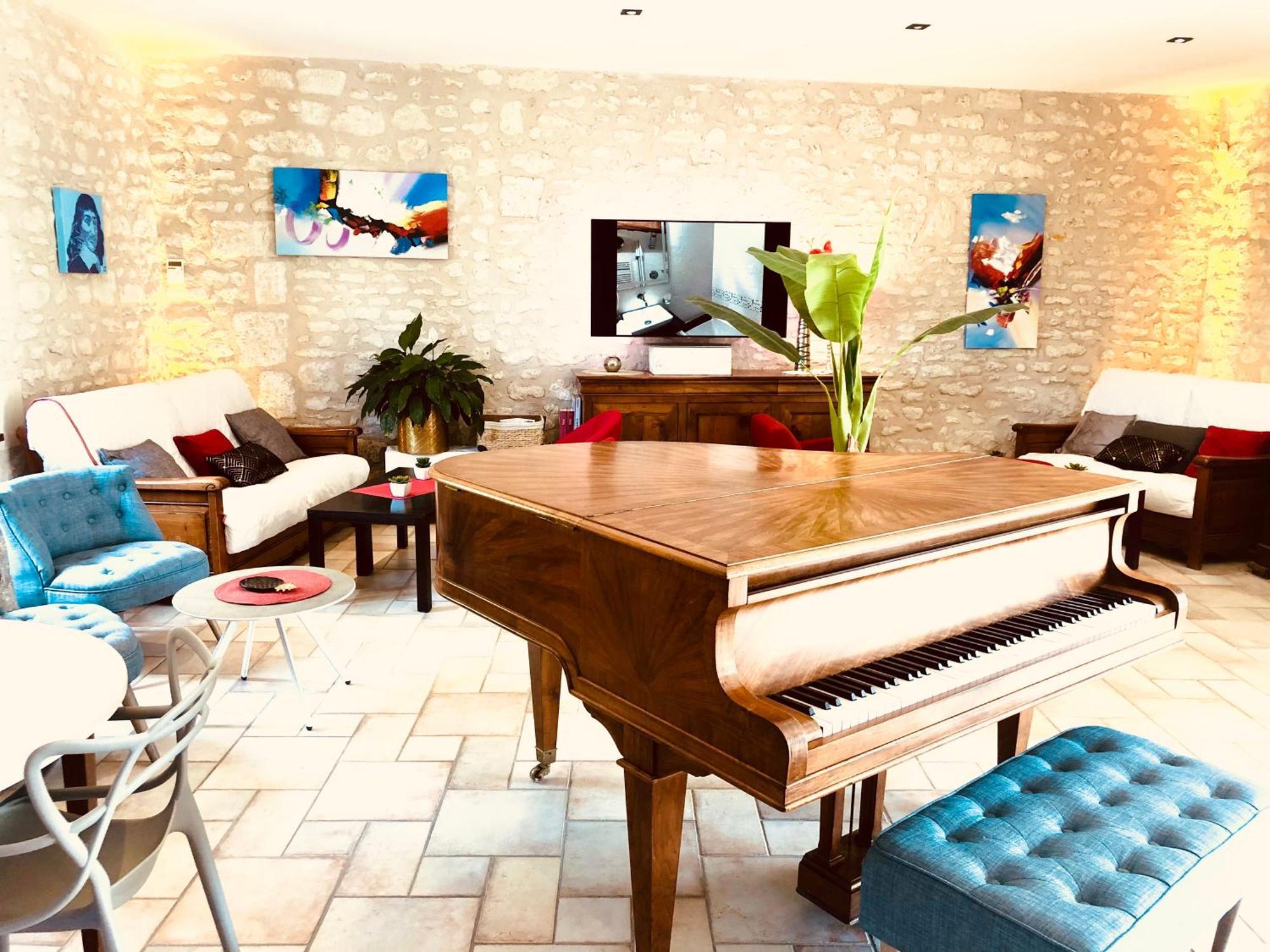 Le Pigeonnier Du Perron Hotel أفايْ المظهر الخارجي الصورة